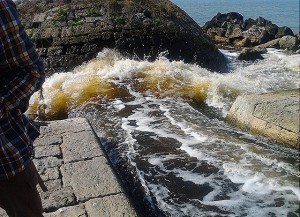 Depuratore di Cuma - il canale d'immissione delle acque nel mare di Licola