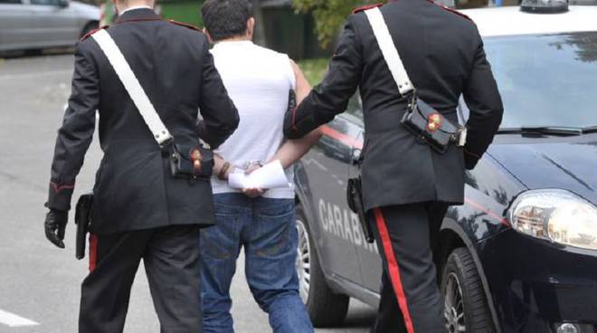 Reginelle, non si ferma all’alt: arrestato un 35enne di Pozzuoli|IL NOME