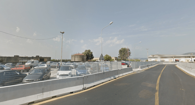 Pozzuoli, arrestati e colti in flagrante tre ladri d’auto nel parcheggio della Sofer