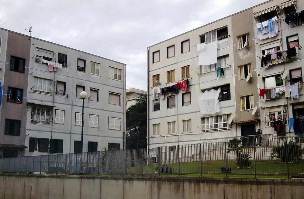 MONTERUSCIELLO/ Abusi edilizi ai “600 alloggi”, otto ordini di demolizione disposti dal Comune