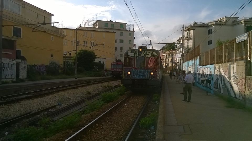 CUMANA/ Venerdì nero, treno arriva a Gerolomini e si blocca: disagi e ritardi