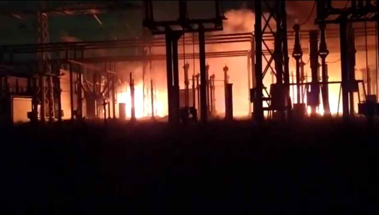 POZZUOLI/ Incendio nella centrale Enel, Figliolia: «Esigo chiarezza dal gestore»