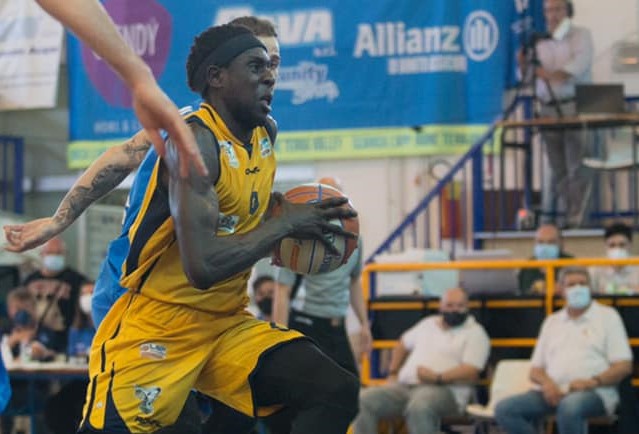 Basket| Virtus Pozzuoli: inizia l’allestimento del nuovo roster. Si comincia con la conferma di Sam Gaye