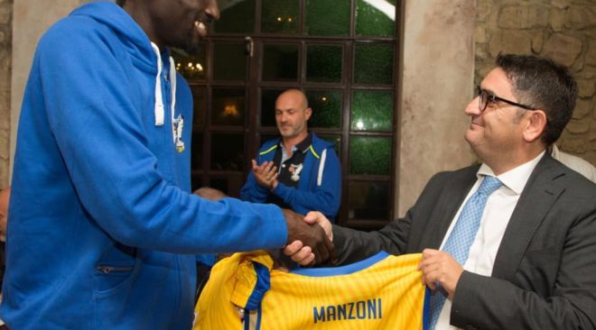 BASKET| Virtus Pozzuoli: presentazione ufficiale con gli auguri del sindaco Manzoni in vista della prima di campionato