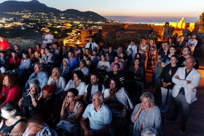 Ischia Film Festival, Andrea Roncato incoraggia gli ischitani. Atteso oggi Lorenzo Marinelli con “Il Mare che muove le cose”