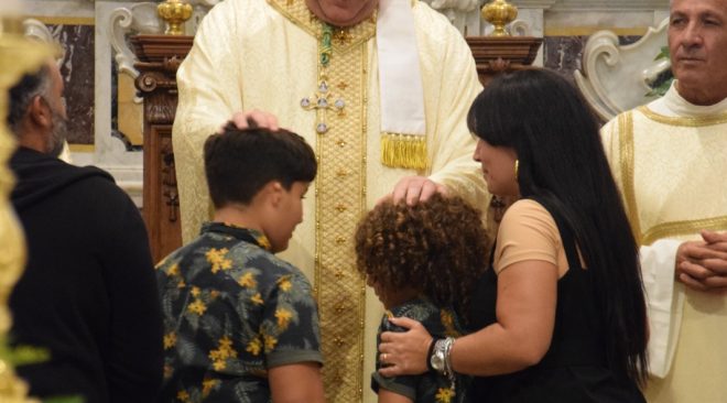 Non stanchiamoci di far circolare il bene: il Vescovo Carlo Villano esorta i fedeli