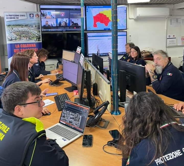 Protezione-Civile-sala-operativa
