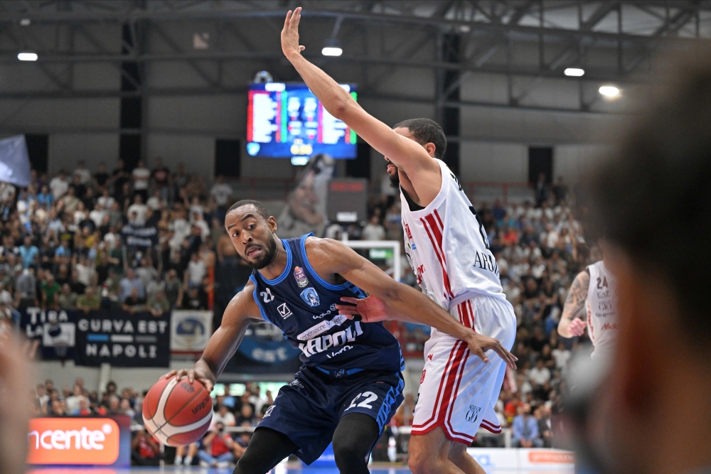 Napoli Basket - azione Markel Brown